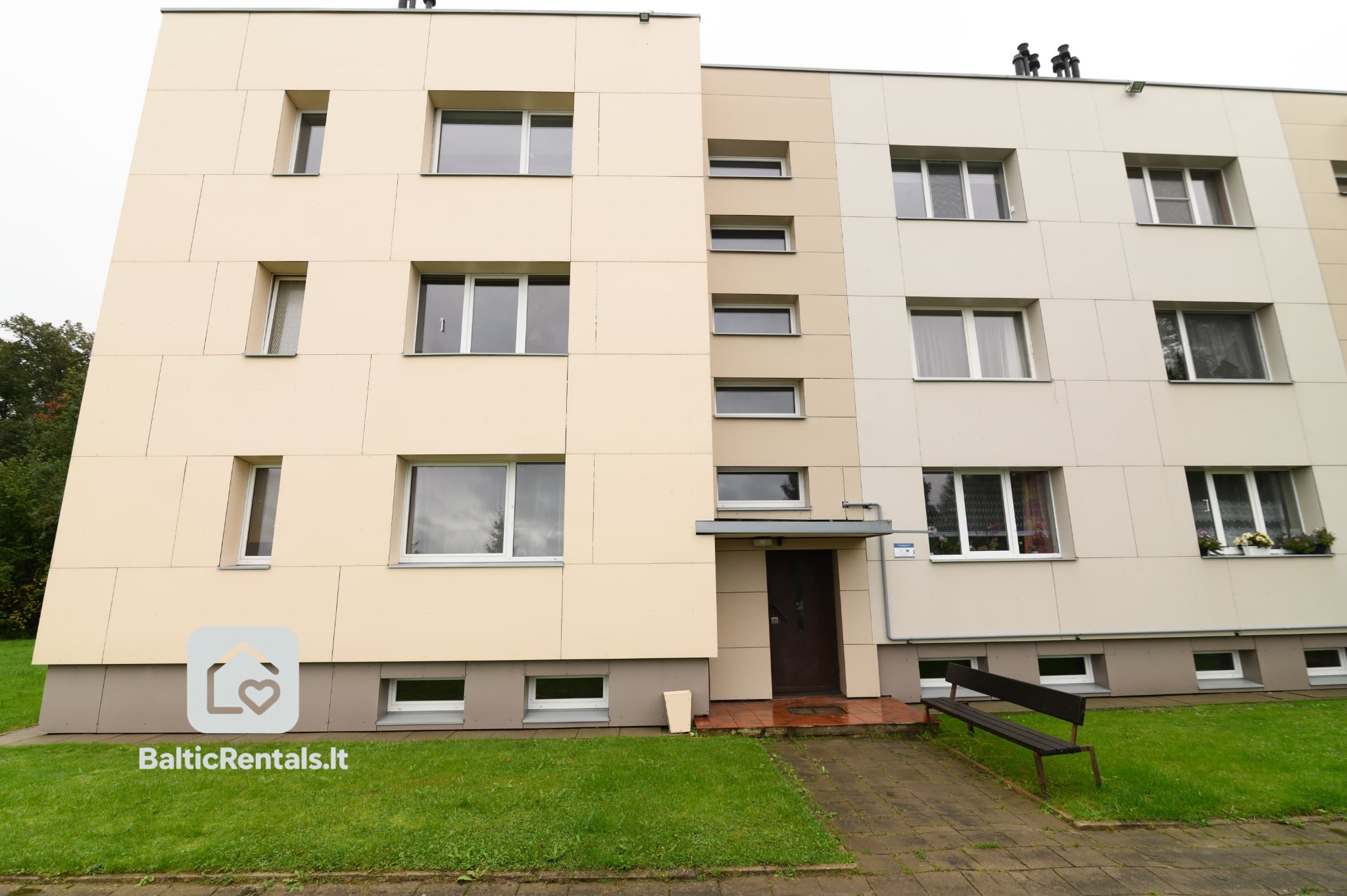 Butas Biržų r., Pabiržės miestelyje